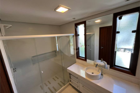Casa à venda com 5 suítes em Manguinhos, Armação dos Búzios, RJ