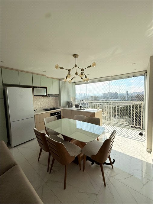 Apartamento à venda com 2 quartos em Parque Industrial Tomas Edson, São Paulo, SP