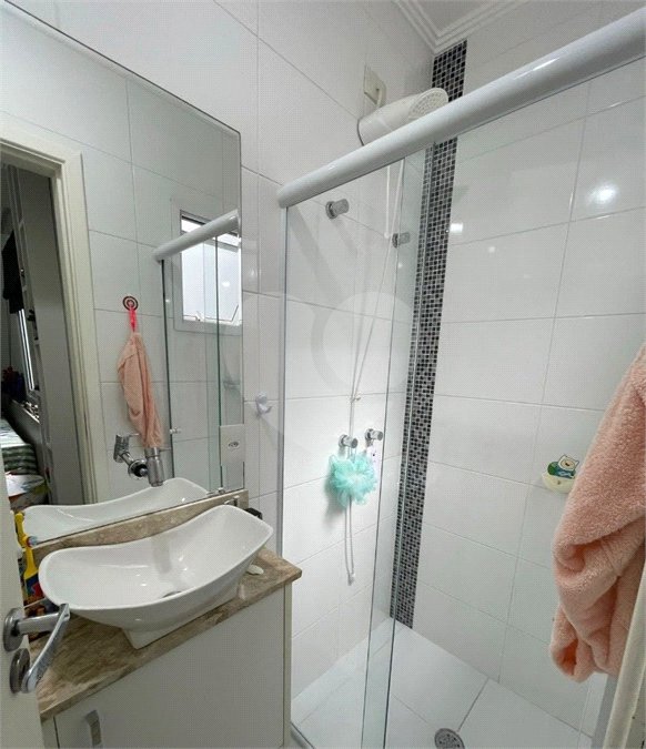 Sobrado à venda com 3 quartos, sendo 1 suíte, em Jardim Umuarama, São Paulo, SP