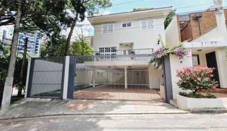Casa à venda com 4 suítes no condomínio Jardim Vitória Régia, São Paulo - SP