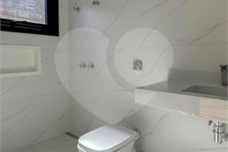Casa à venda com 3 suítes no condomínio Shamballa 3, Atibaia - SP