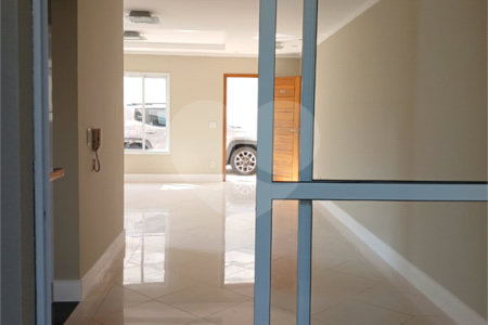 Casa à venda com 3 quartos, sendo 1 suíte, no condomínio Residencial Belle Ville Itaycy, Indaiatuba - SP