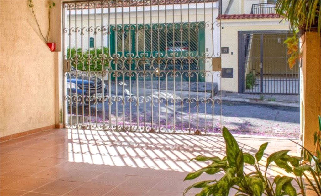 Sobrado à venda com 2 quartos em Santana, São Paulo, SP
