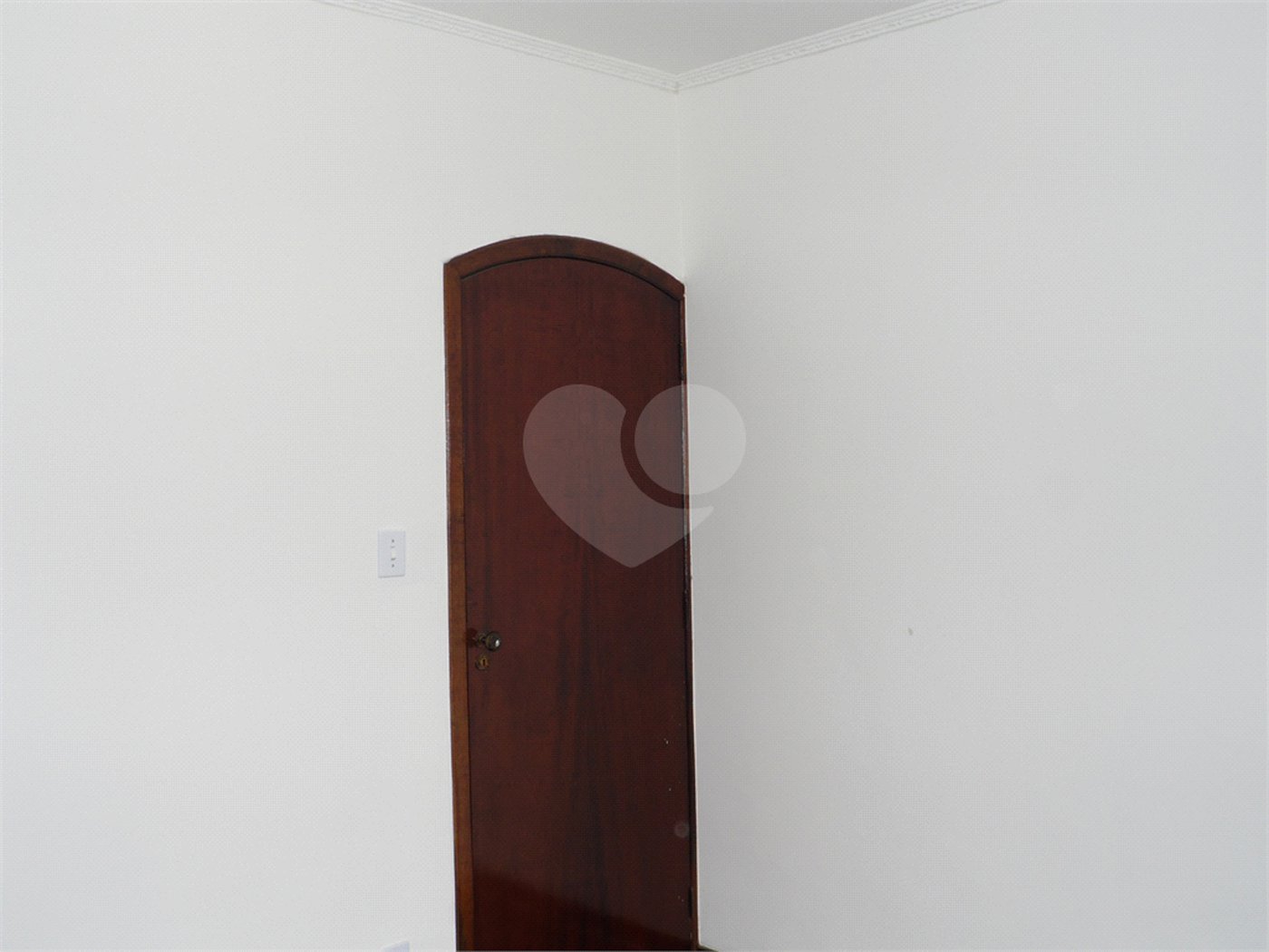 Casa à venda com 5 quartos, sendo 3 suítes, em Vila São Francisco, São Paulo, SP