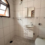 Casa à venda com 5 quartos, sendo 3 suítes, no condomínio Jd Itatinga, São Paulo - SP
