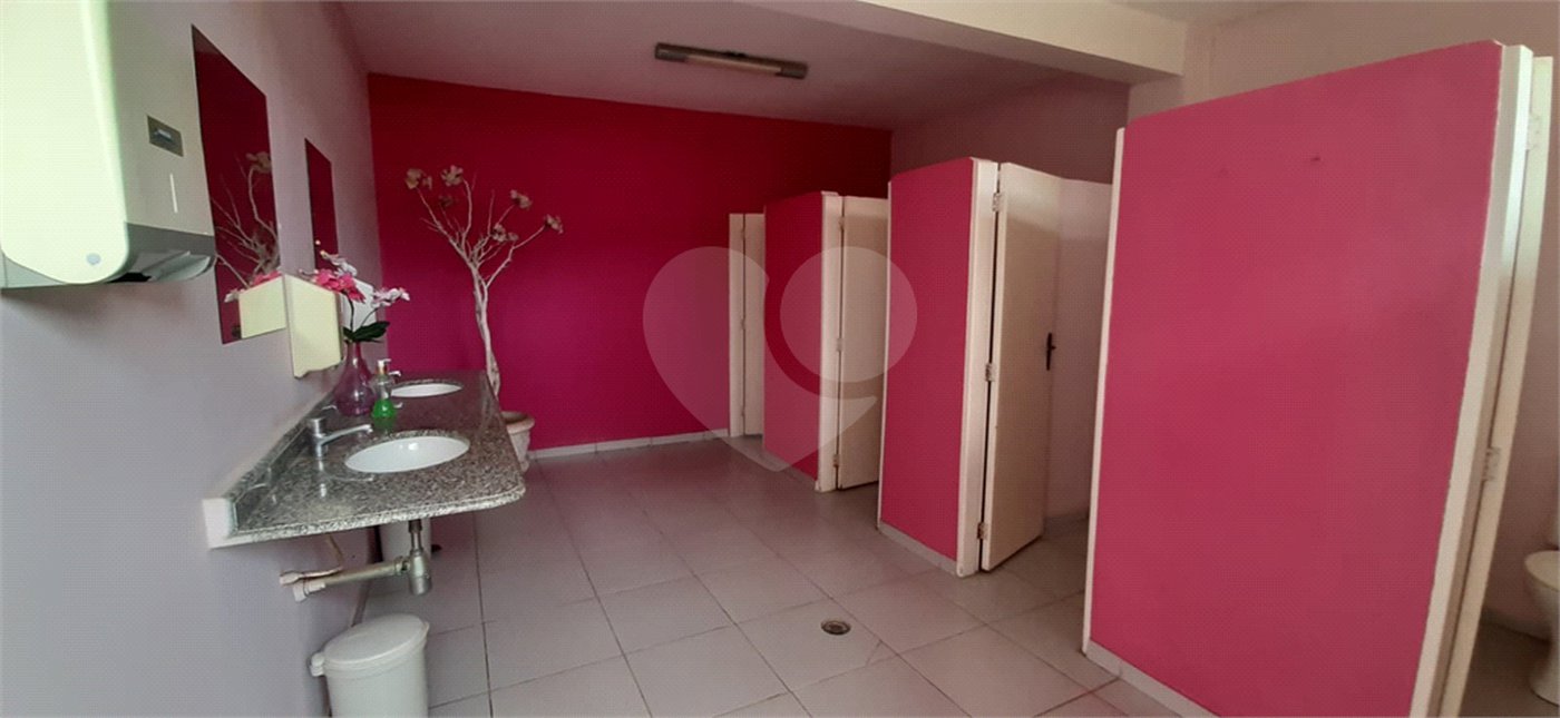 Casa Térrea à venda com 5 quartos, sendo 3 suítes, em Serra da Cantareira, Mairiporã, SP