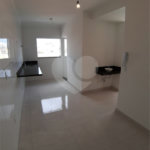 Casa para alugar com 3 quartos, sendo 1 suíte,  no condomínio Villagio DI Maria, São Paulo - SP