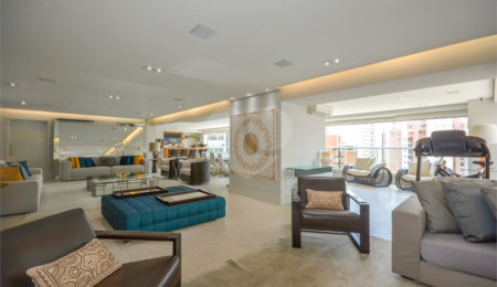 Apartamento à venda com 4 suítes,  em Vila Uberabinha, São Paulo, SP
