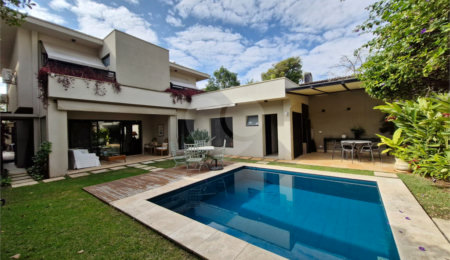 Sobrado à venda com 3 suítes em Chácara Santo Antônio, São Paulo, SP