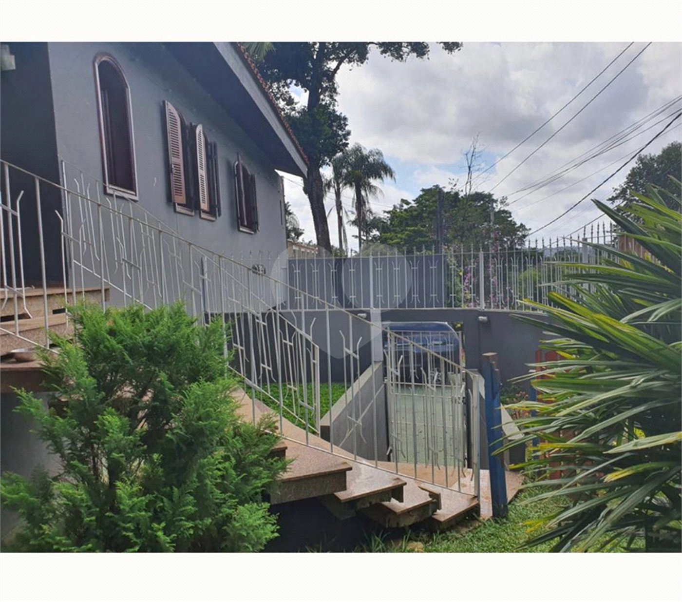 Casa à venda com 4 quartos, sendo 3 suítes, em Interlagos, São Paulo, SP
