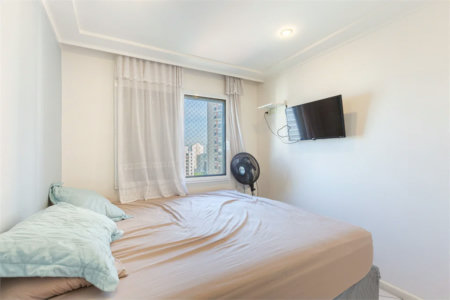 Apartamento à venda com 2 quartos, sendo 1 suíte,  em Vila Hamburguesa, São Paulo, SP
