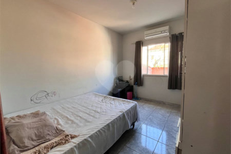 Casa à venda com 4 quartos, sendo 1 suíte, em Campo Grande, Rio de Janeiro, RJ