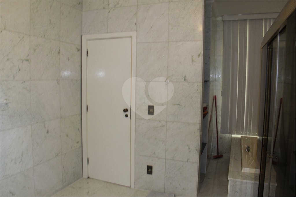 Casa à venda ou para alugar com 5 suítes em Jardim Leonor, São Paulo, SP