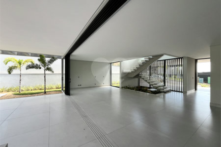 Casa à venda com 4 suítes no condomínio Alphaville Nova Esplanada 3, Votorantim - SP