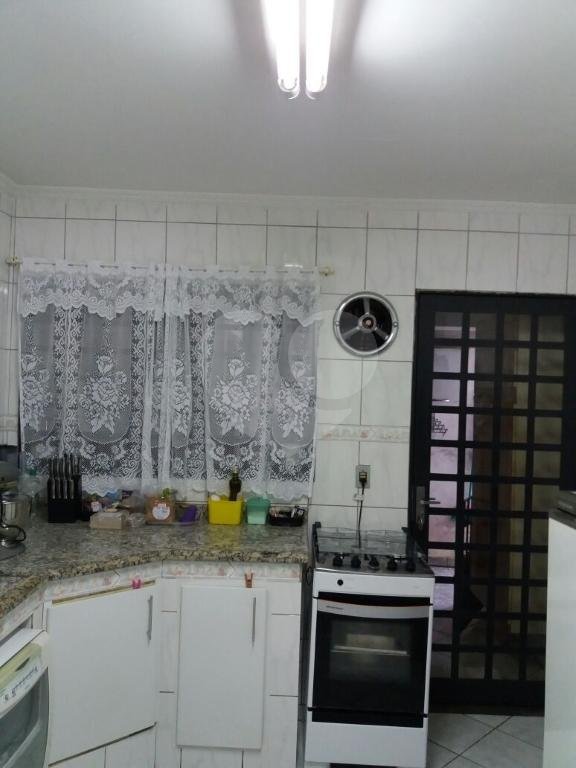 Sobrado à venda com 3 quartos, sendo 1 suíte,  em Jardim do Papai, Guarulhos, SP
