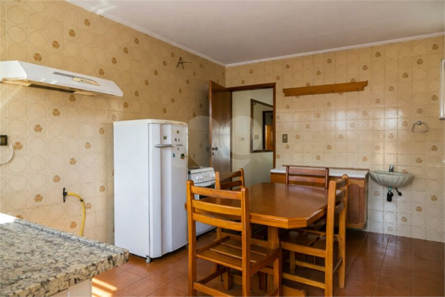 Sobrado à venda com 3 quartos, sendo 1 suíte,  em Vila Guarani, São Paulo, SP