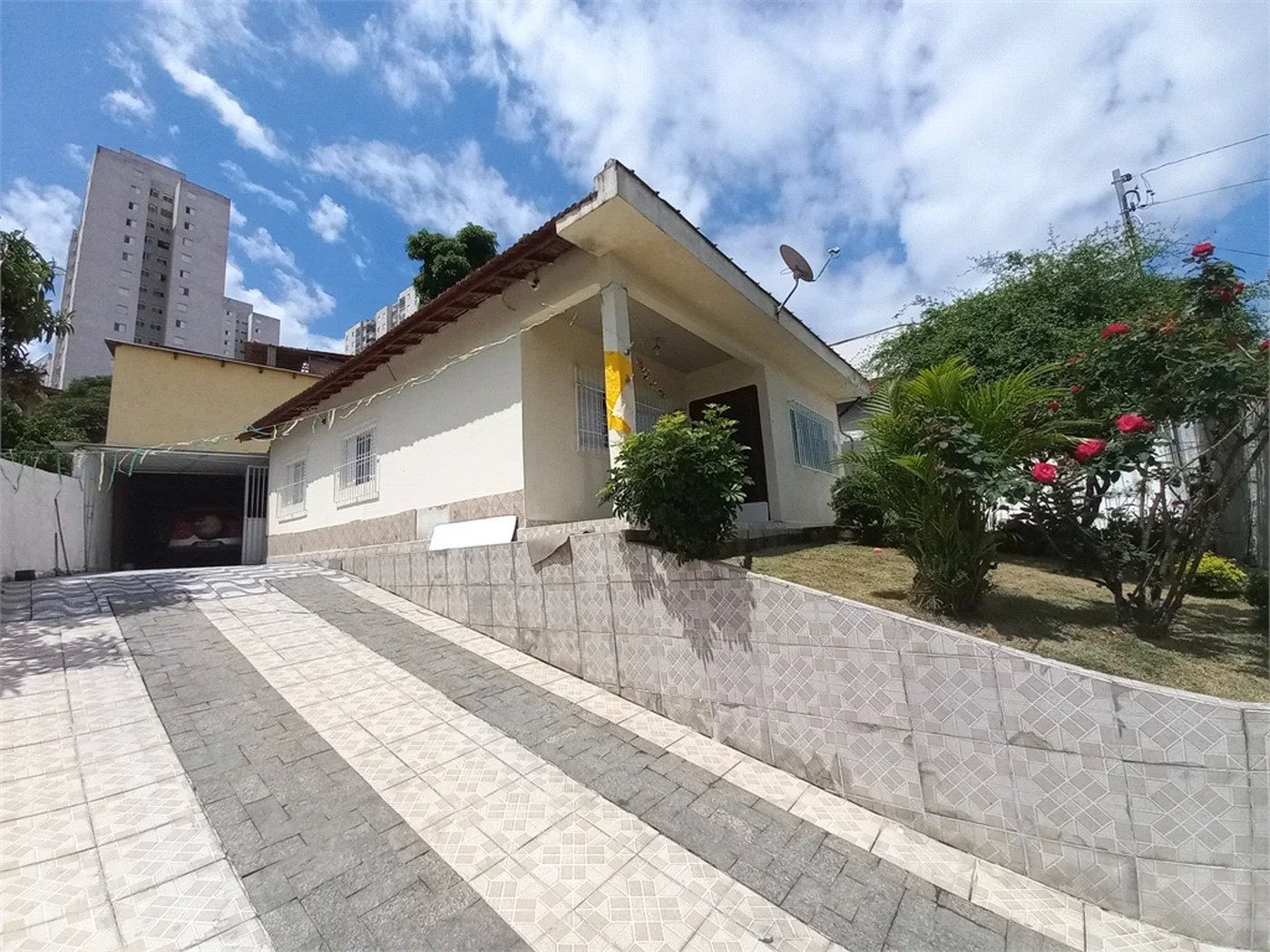 Casa Térrea à venda com 3 quartos em Jardim das Palmas, São Paulo, SP