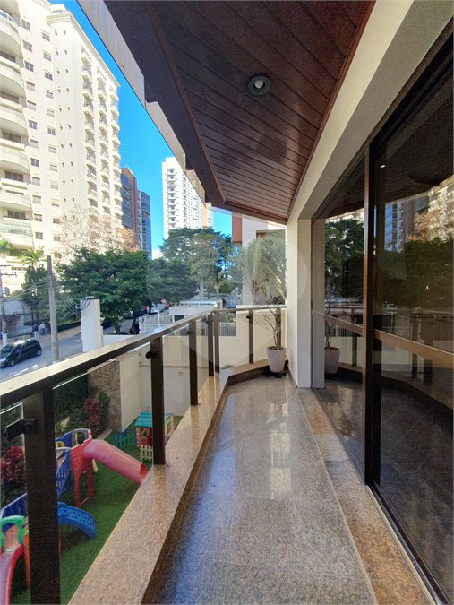 Apartamento à venda com 4 quartos, sendo 2 suítes, em Anália Franco, São Paulo, SP