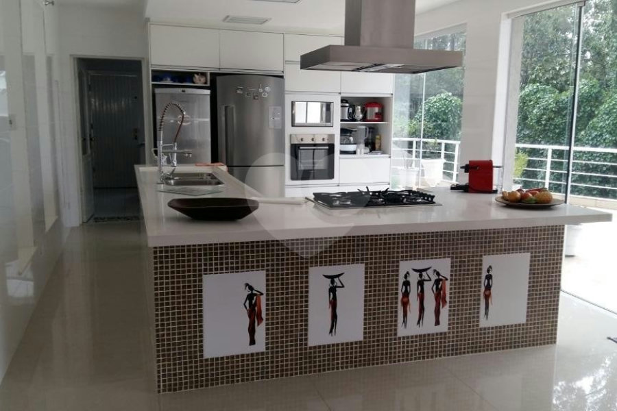 Casa à venda com 5 suítes no condomínio Parque Imperial da Cantareira, Mairiporã - SP