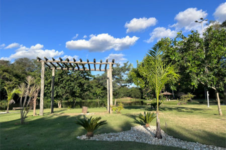 Casa à venda com 3 quartos, sendo 1 suíte, no condomínio Jardim Laguna, Indaiatuba - SP