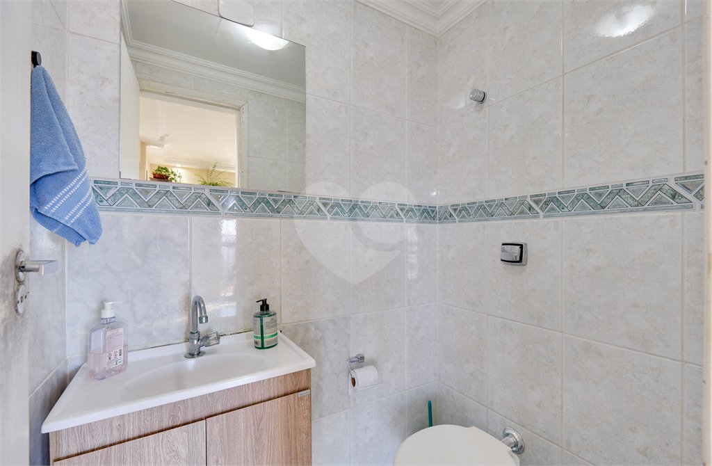 Apartamento à venda com 4 quartos, sendo 1 suíte, em Jardim Marajoara, São Paulo, SP