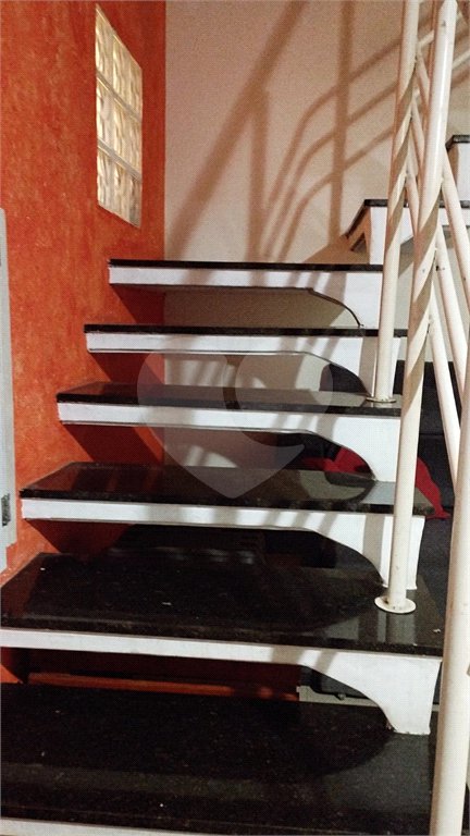 Sobrado à venda com 3 quartos, sendo 1 suíte,  em Vila Nova Cintra, Mogi das Cruzes, SP