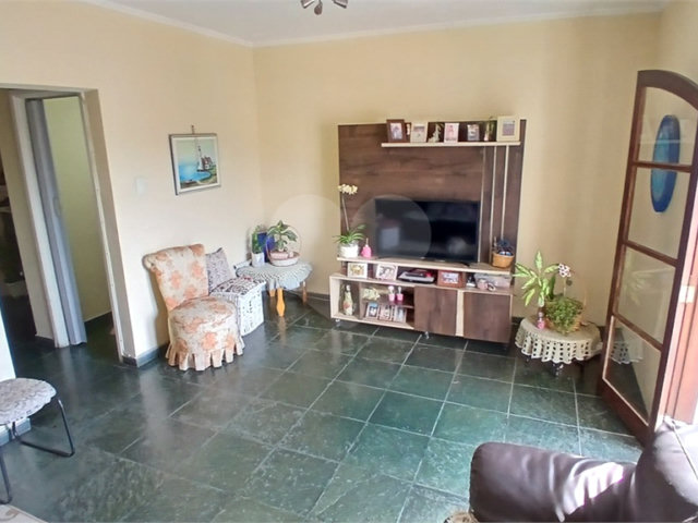 Sobrado à venda com 3 quartos, sendo 1 suíte,  em Vila Nova Mazzei, São Paulo, SP