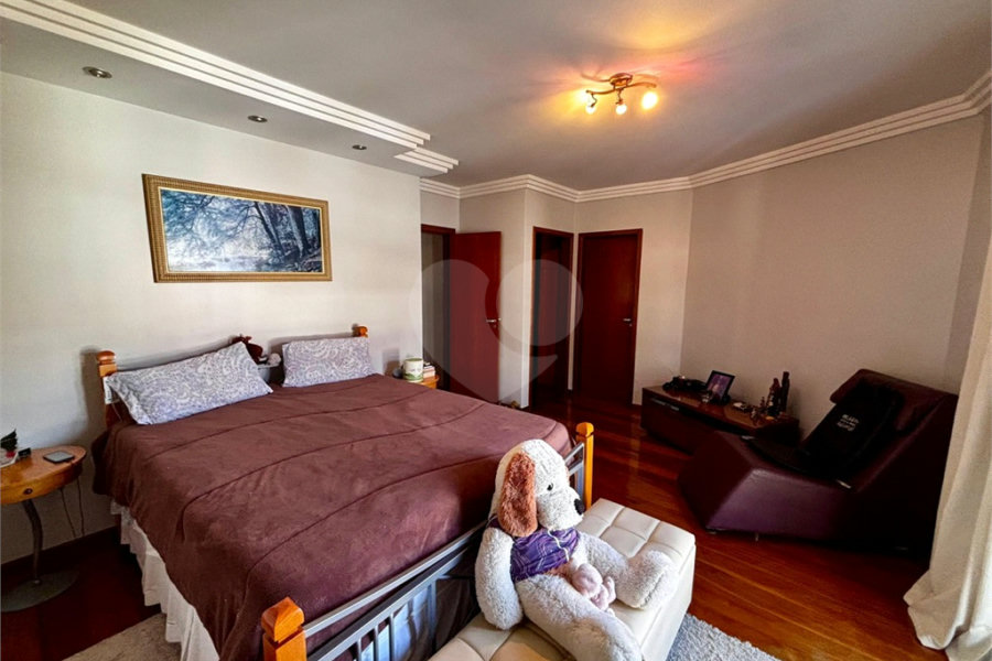 Sobrado à venda com 4 quartos, sendo 1 suíte, em Tremembé, São Paulo, SP