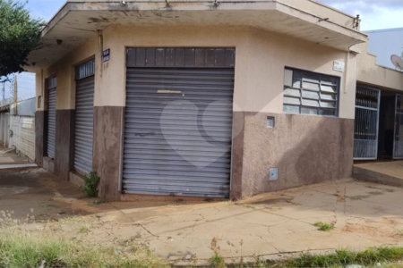 Casa à venda com 3 quartos, sendo 1 suíte, em Vila Mariana, Ribeirão Preto, SP