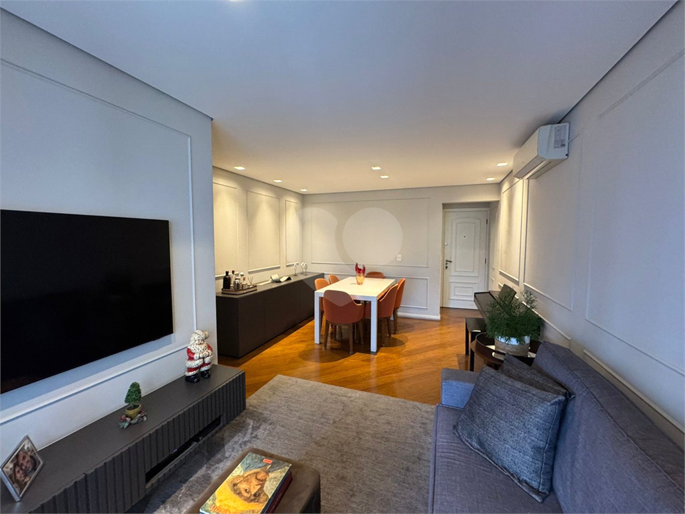 Apartamento à venda com 3 suítes em Indianópolis, São Paulo, SP