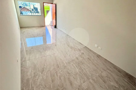 Sobrado à venda com 3 quartos, sendo 1 suíte, em Vila Mazzei, São Paulo, SP