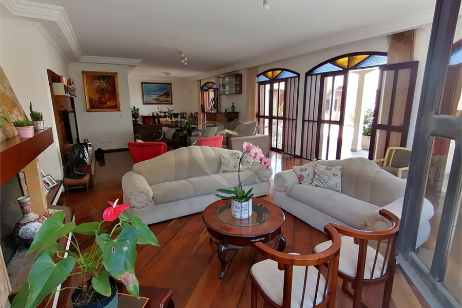 Casa Térrea à venda com 3 quartos, sendo 1 suíte,  em Vila Mariana, São Paulo, SP