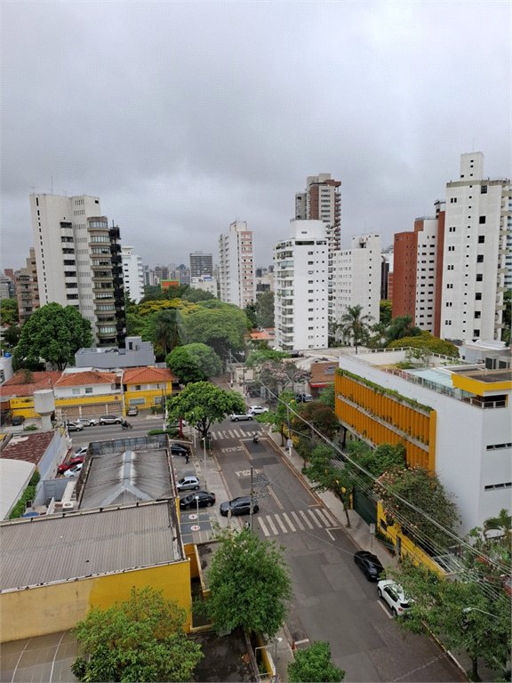 Apartamento à venda com 4 quartos, sendo 2 suítes,  em Brooklin Paulista, São Paulo, SP