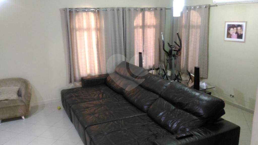 Sobrado à venda com 3 quartos, sendo 1 suíte,  em Imirim, São Paulo, SP