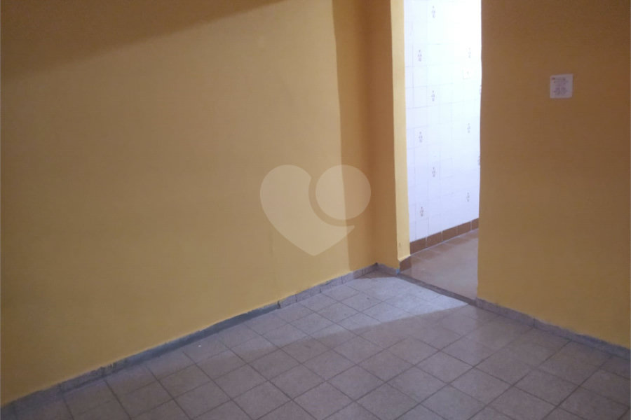Sobrado à venda com 4 quartos em Parque Edu Chaves, São Paulo, SP