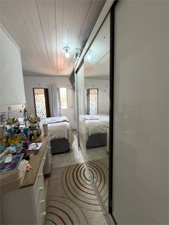 Casa à venda com 3 quartos, sendo 1 suíte,  em Vila Medeiros, São Paulo, SP