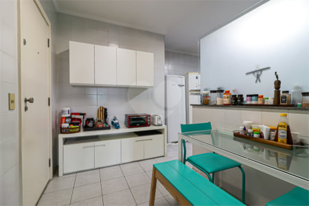 Apartamento à venda com 4 quartos, sendo 2 suítes, em Vila Morumbi, São Paulo, SP