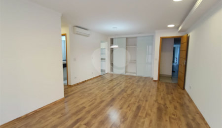 Apartamento à venda com 3 quartos, sendo 1 suíte,  no Centro, São Roque, SP
