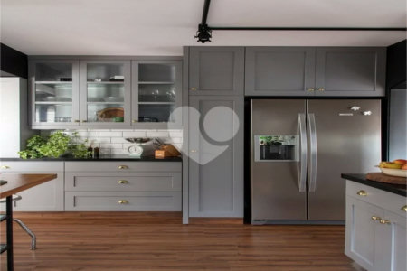 Apartamento à venda com 3 quartos, sendo 2 suítes,  em Campo Belo, São Paulo, SP