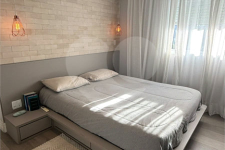 Apartamento à venda com 3 quartos, sendo 1 suíte, em Vila Firmiano Pinto, São Paulo, SP