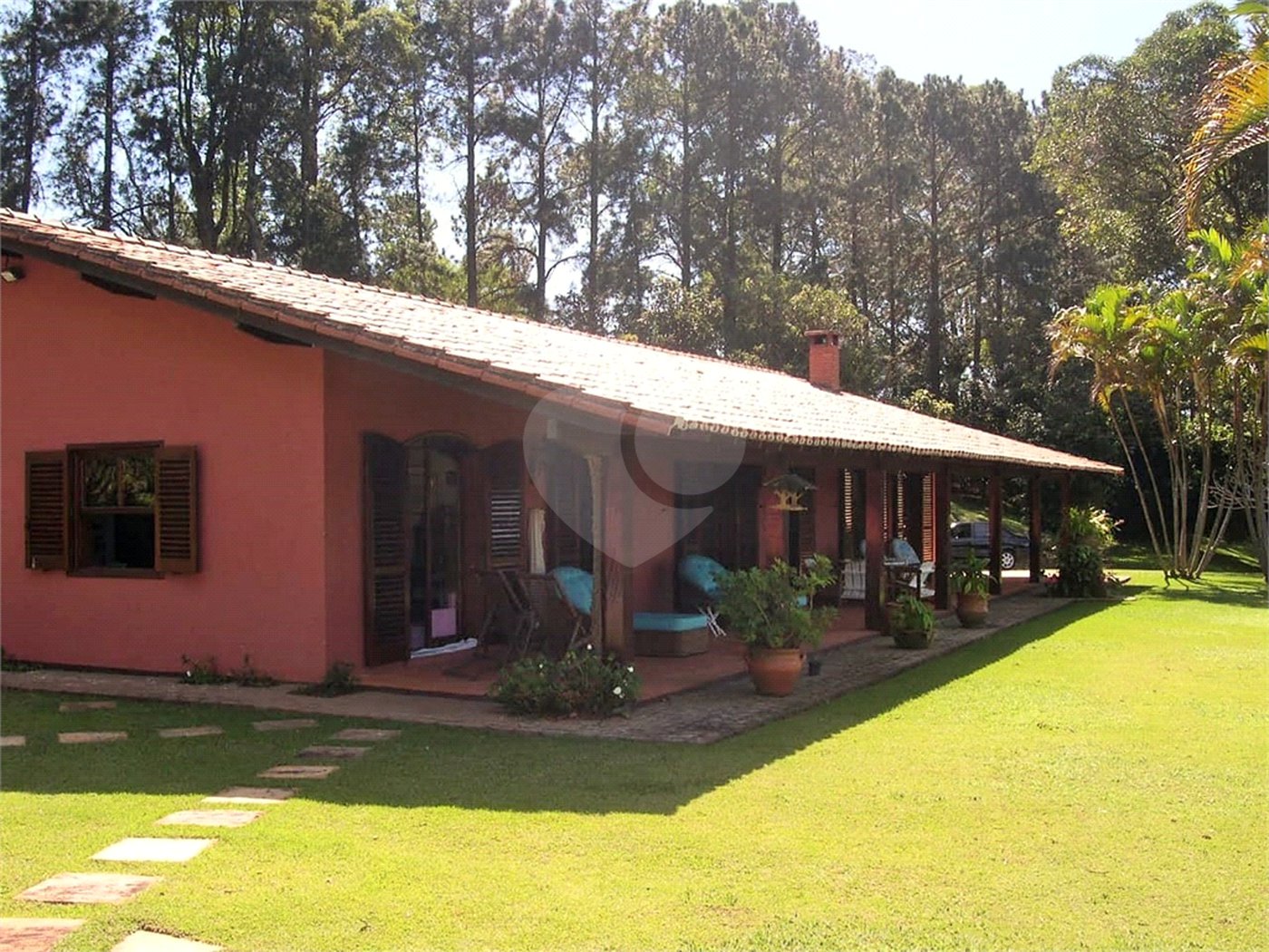 Casa em condomínio à venda ou para alugar com 4 quartos, sendo 2 suítes, em Caixa D´água, Vinhedo, SP