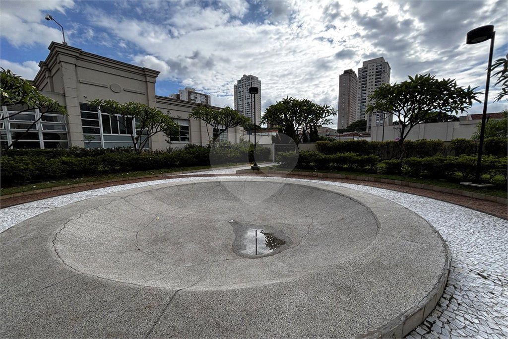 Apartamento para alugar com 3 suítes em Vila Romana, São Paulo, SP