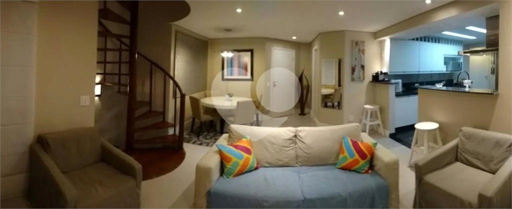 Duplex à venda com 3 quartos, sendo 1 suíte, em Vila Andrade, São Paulo, SP