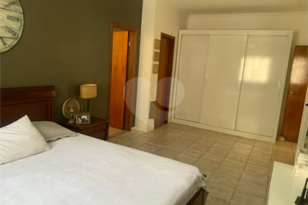Casa à venda com 4 quartos, sendo 1 suíte,  em Jardim Esplanada, Indaiatuba, SP