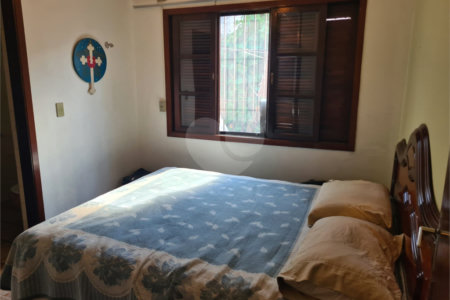 Casa Térrea à venda com 3 quartos, sendo 1 suíte, em Loteamento Loanda, Atibaia, SP