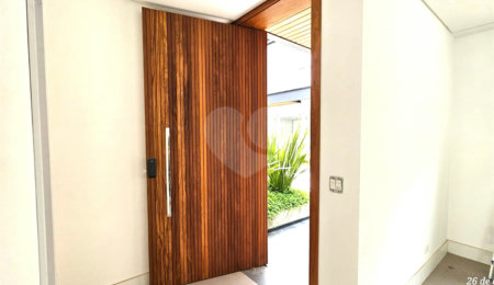 Casa à venda com 4 suítes no condomínio Vila Arese, São Paulo - SP