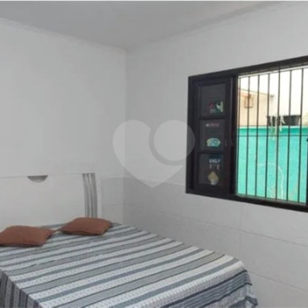 Casa Térrea à venda com 4 quartos, sendo 1 suíte,  em Vila Mazzei, São Paulo, SP