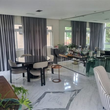 Apartamento à venda com 2 suítes em Cerqueira César, São Paulo, SP