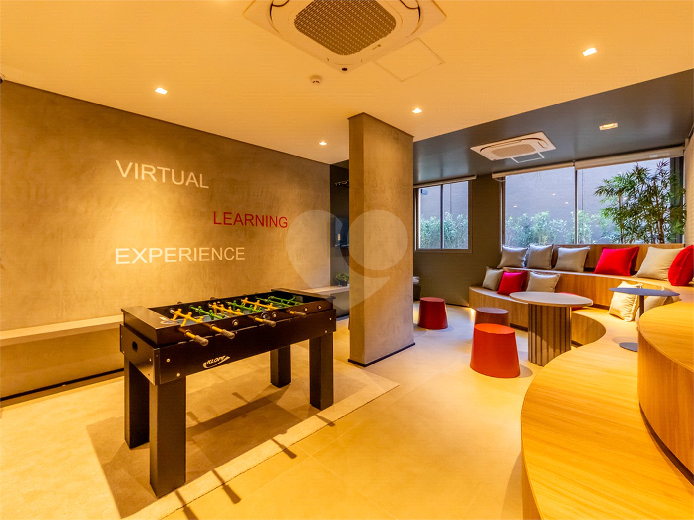 Apartamento à venda com 4 quartos, sendo 2 suítes, em Vila Gumercindo, São Paulo, SP