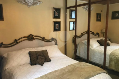 Casa à venda com 5 quartos, sendo 2 suítes,  em Jardim Everest, São Paulo, SP